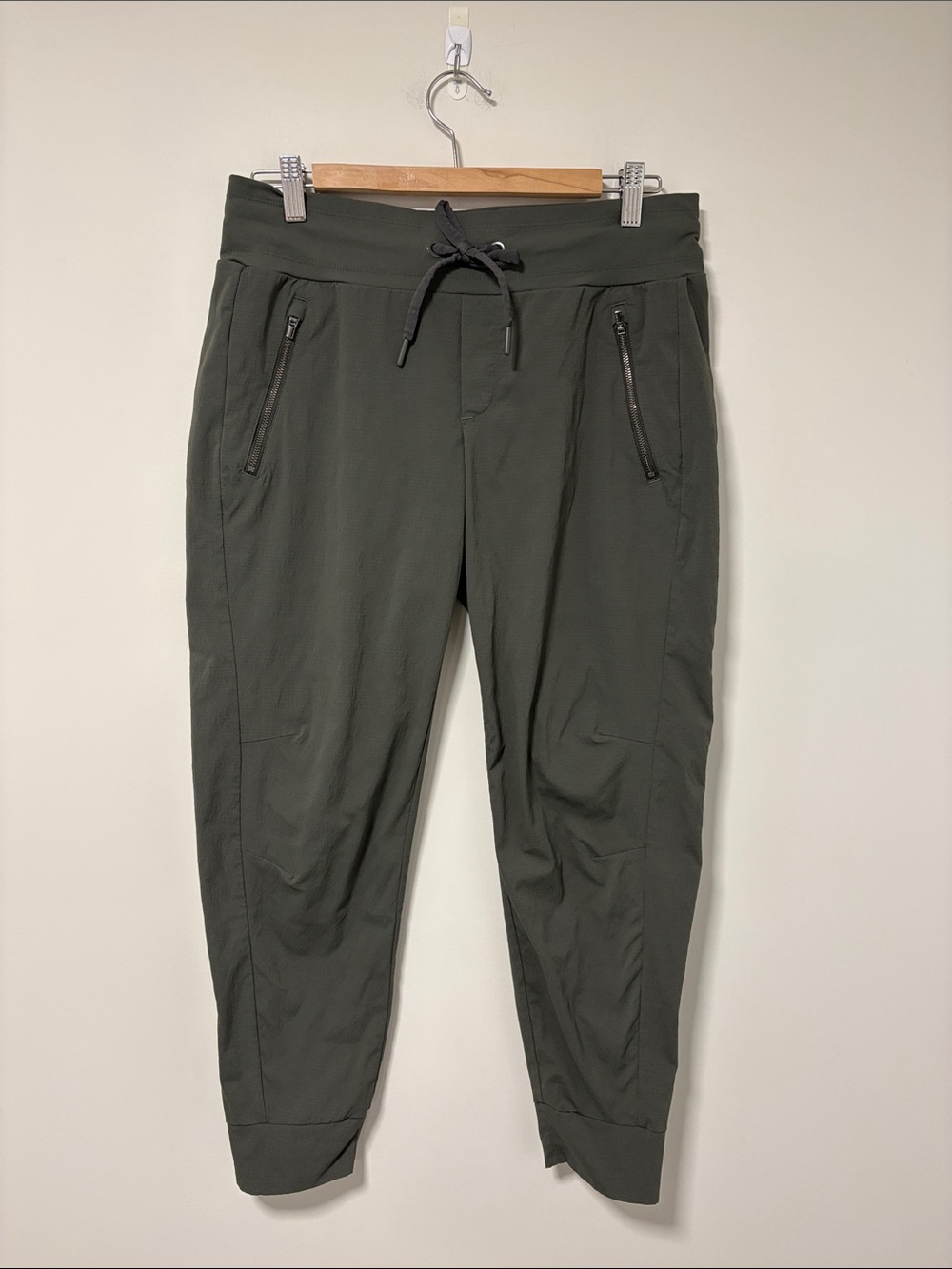 Athleta Olive Green Drawstring Joggers with Zip Pockets